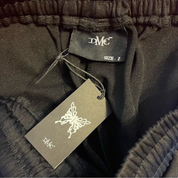 DMCkal Discover Mental Club Pants NWT Size 2 Medium - Picture 3 of 4